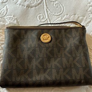 Michael Kors crossbody